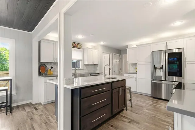 $689,950 | 6300 Dearborn Drive, Mission, KS 66202