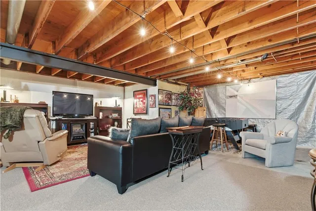 $689,950 | 6300 Dearborn Drive, Mission, KS 66202