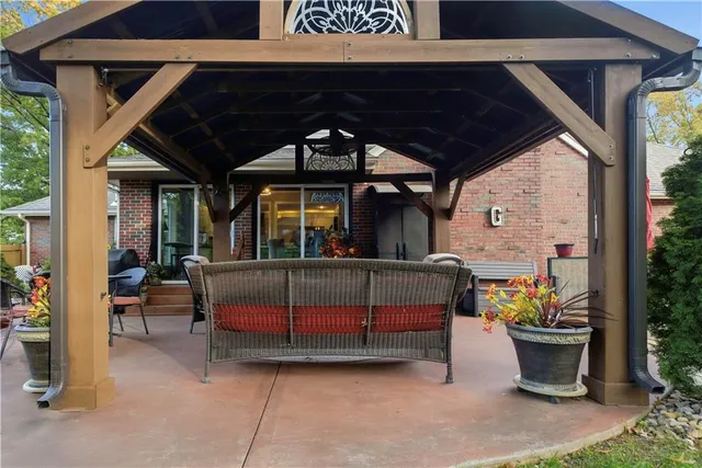 $689,950 | 6300 Dearborn Drive, Mission, KS 66202