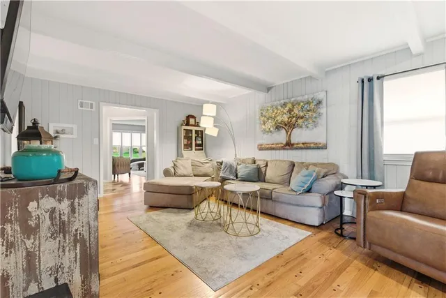 $689,950 | 6300 Dearborn Drive, Mission, KS 66202