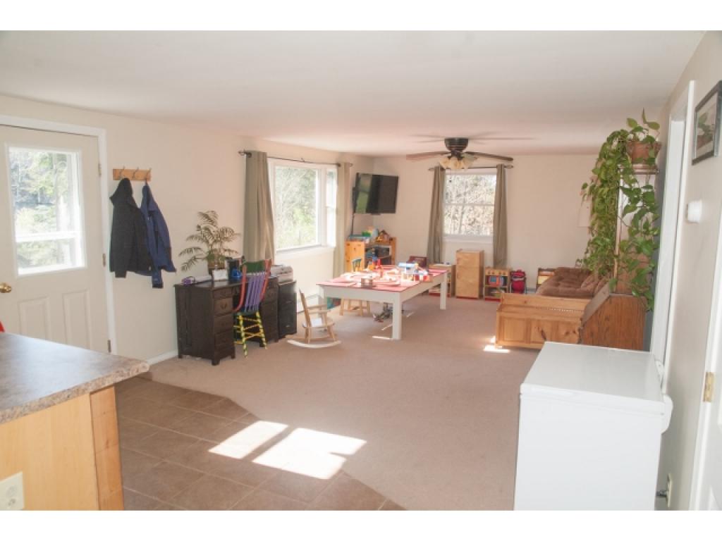 107 River Road Claremont, NH 03743 - Photo 4 of 27 Gallery Image 4