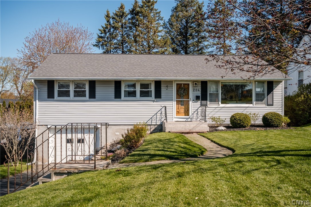 204 Salisbury Road Geddes, NY 13219 - Photo 2 of 39