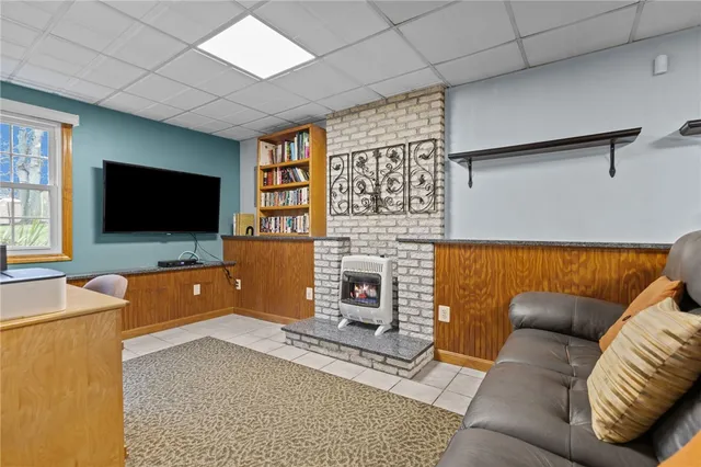 $649,900 | 3 Betsy Drive, Bristol, RI 02809