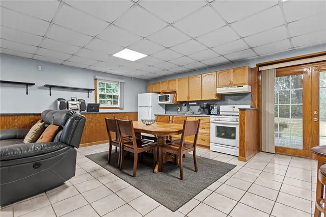 $649,900 | 3 Betsy Drive, Bristol, RI 02809