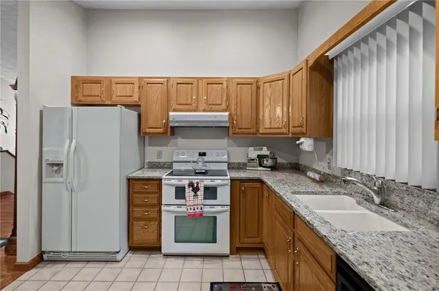 $649,900 | 3 Betsy Drive, Bristol, RI 02809