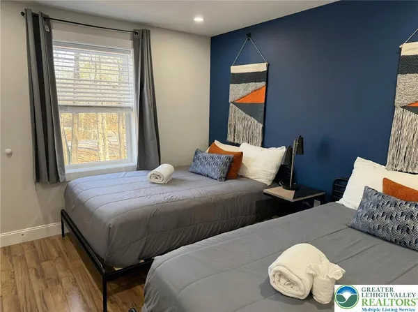 $450,000 | 1038 Cricket Lane, Long Pond, PA 18334