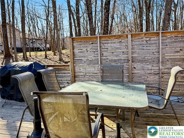 $450,000 | 1038 Cricket Lane, Long Pond, PA 18334