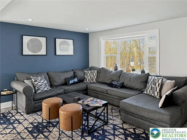 $450,000 | 1038 Cricket Lane, Long Pond, PA 18334