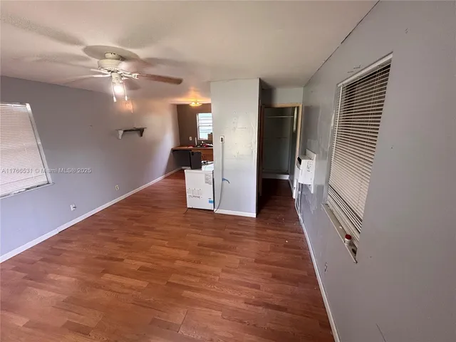 a view of utility room