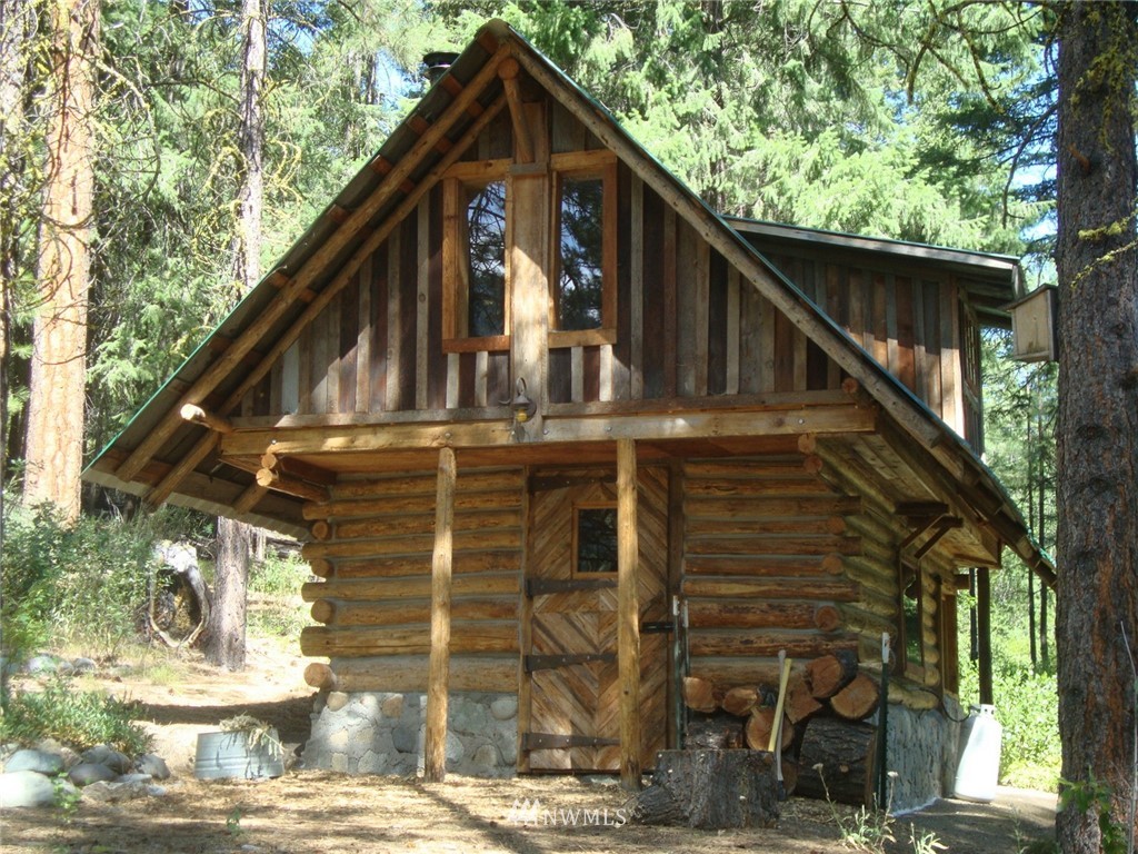 1094 Twisp River Road Twisp, WA 98856 - Photo 12 of 25 Gallery Image 12