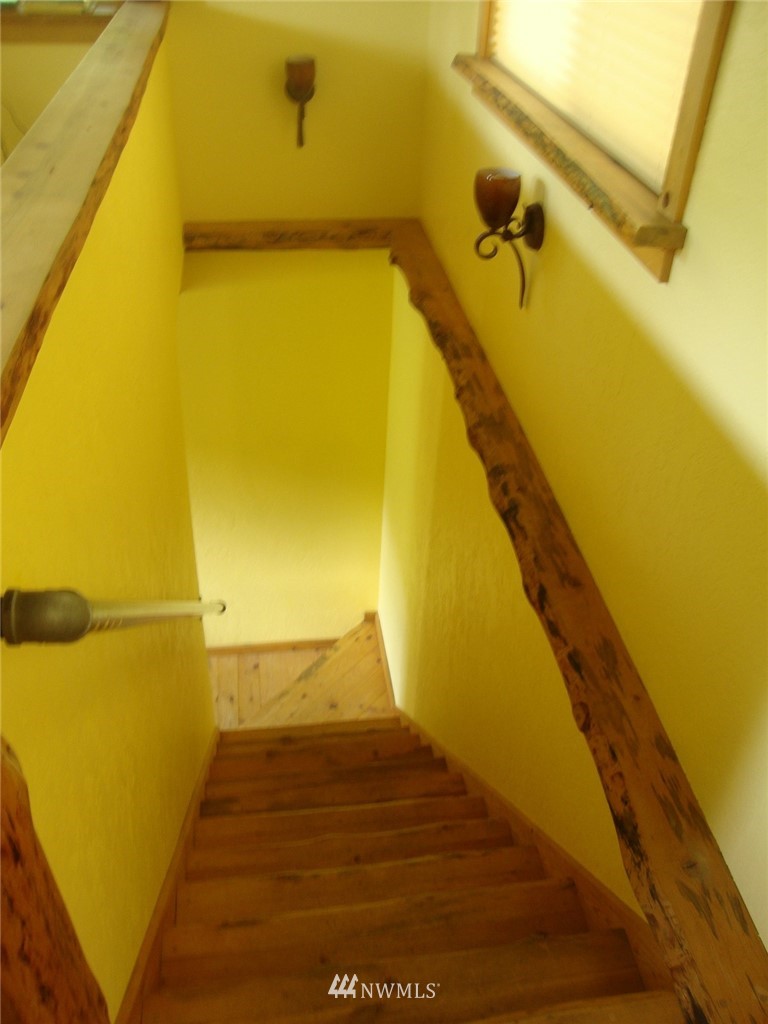 1094 Twisp River Road Twisp, WA 98856 - Photo 16 of 25 Gallery Image 16