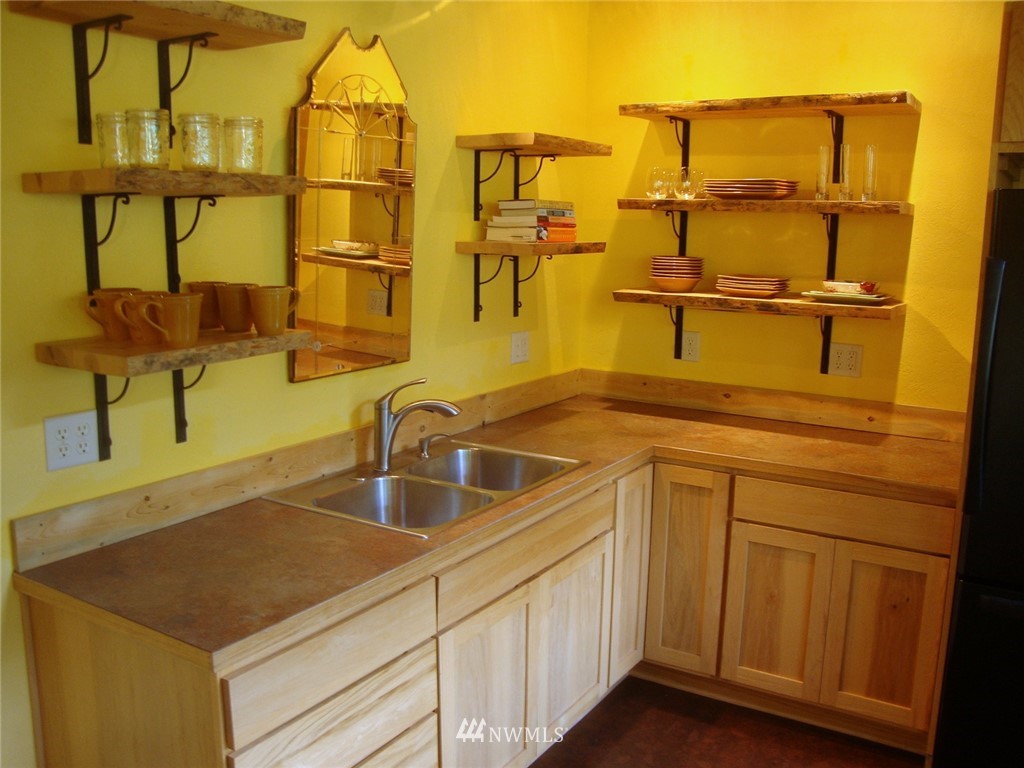 1094 Twisp River Road Twisp, WA 98856 - Photo 6 of 25 Gallery Image 6