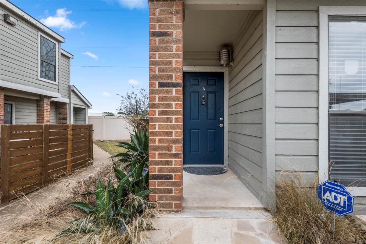 2018 West Rundberg Lane, Unit 9A Austin, TX 78758 - Photo 2 of 30 Front door