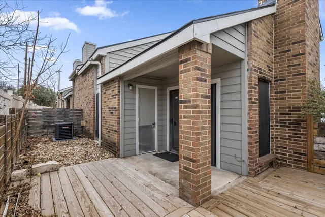 $1,600 | 2018 West Rundberg Lane, Unit 9A, Austin, TX 78758