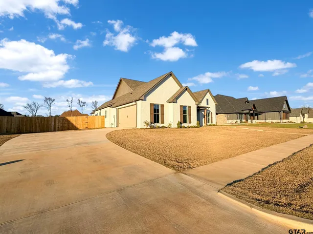 $625,000 | 12301 Harlon Street, Flint, TX 75762