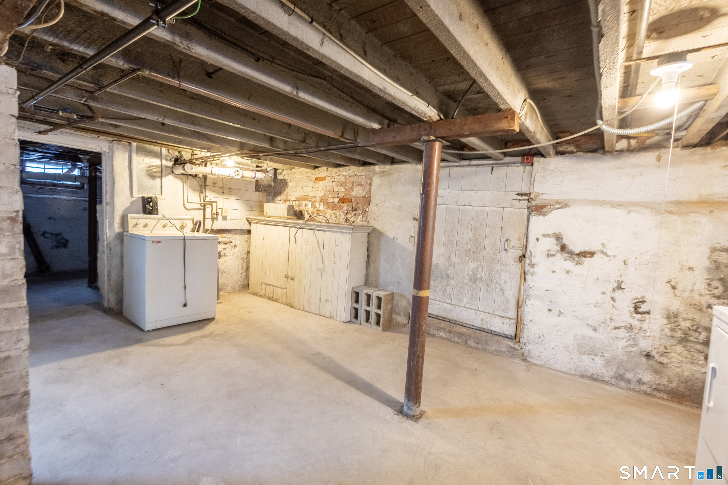 40 Broad Street Meriden, CT 06450 - Photo 20 of 27