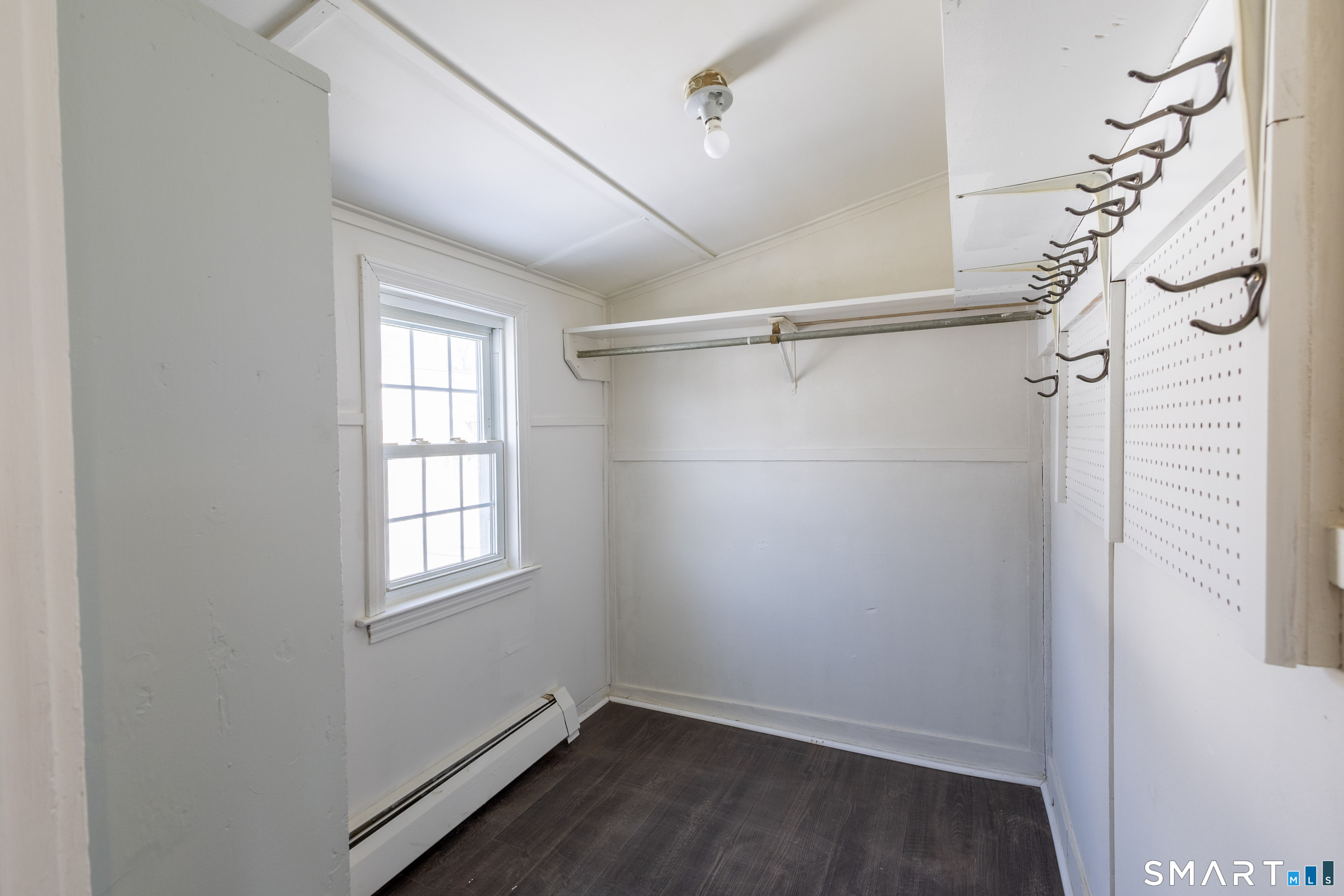 40 Broad Street Meriden, CT 06450 - Photo 7 of 27