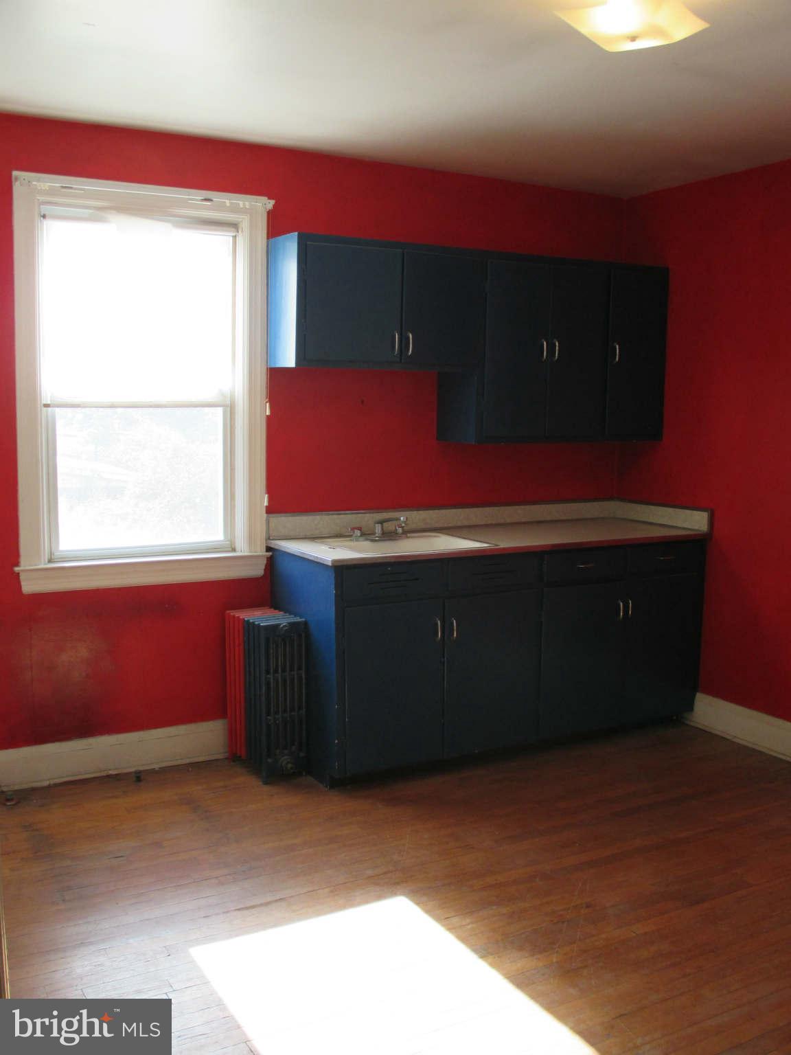 8126 Bon Air Road Baltimore, MD 21234 - Photo 17 of 28 a room with a bed