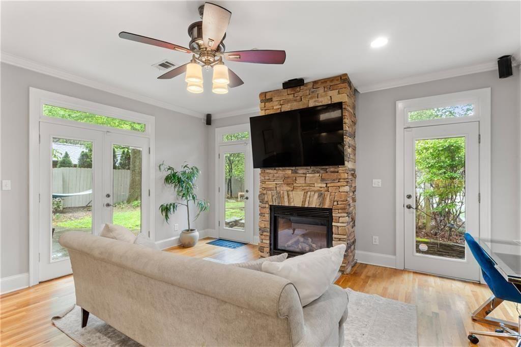 685 East Morningside Drive Northeast Atlanta, GA 30324 - Photo 15 of 37