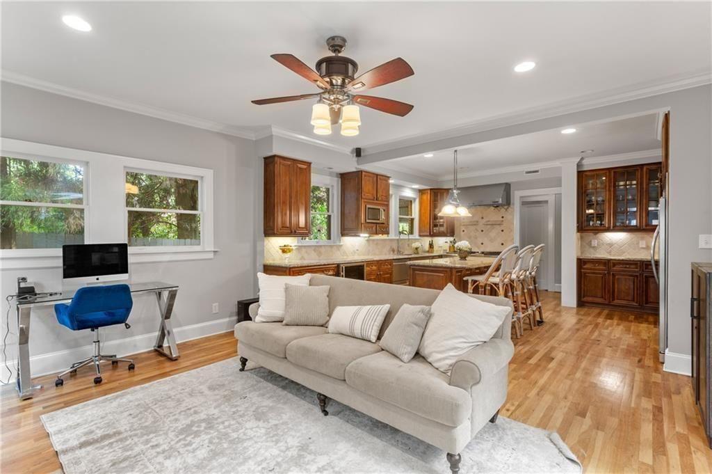 685 East Morningside Drive Northeast Atlanta, GA 30324 - Photo 16 of 37