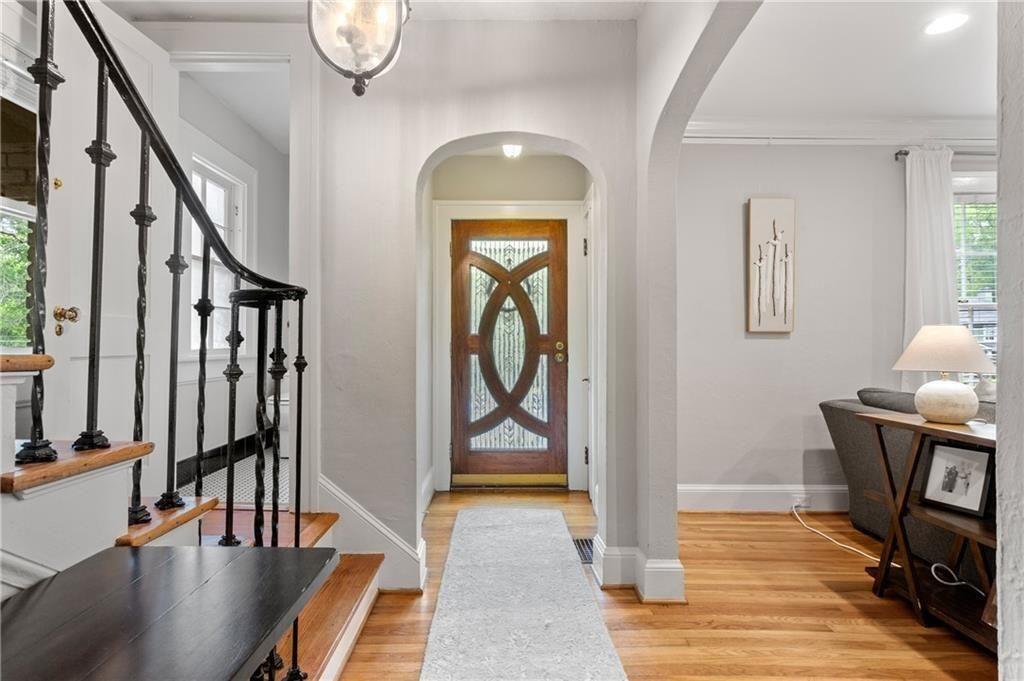 685 East Morningside Drive Northeast Atlanta, GA 30324 - Photo 3 of 37