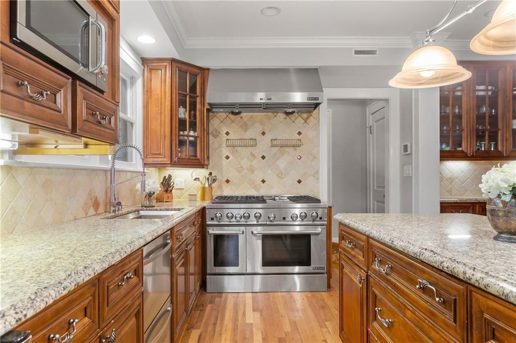 685 East Morningside Drive Northeast Atlanta, GA 30324 - Photo 7 of 37