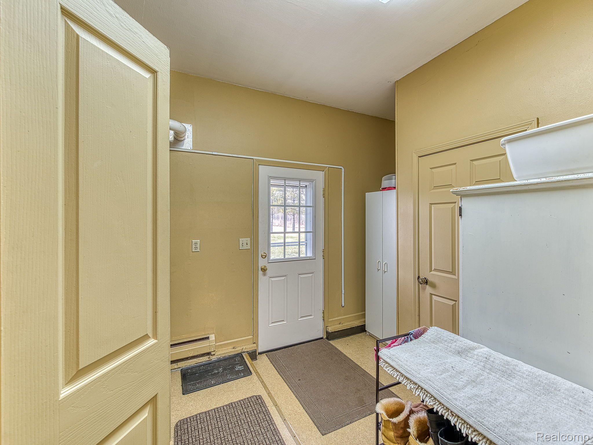 11355 Strasburg Road Erie, MI 48133 - Photo 8 of 51 Gallery Image 8