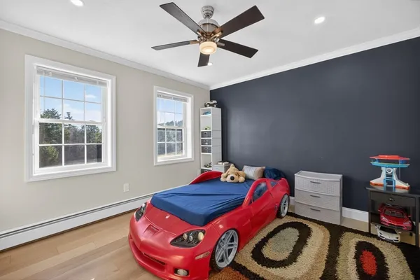 $719,900 | 43 Mohawk Drive, Gardner, MA 01440