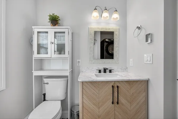 $719,900 | 43 Mohawk Drive, Gardner, MA 01440