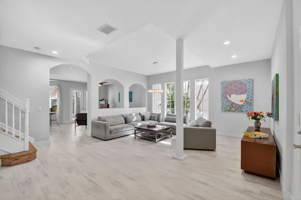 $725,000 | 1605 East Classical Boulevard, Delray Beach, FL 33445
