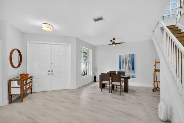 $725,000 | 1605 East Classical Boulevard, Delray Beach, FL 33445