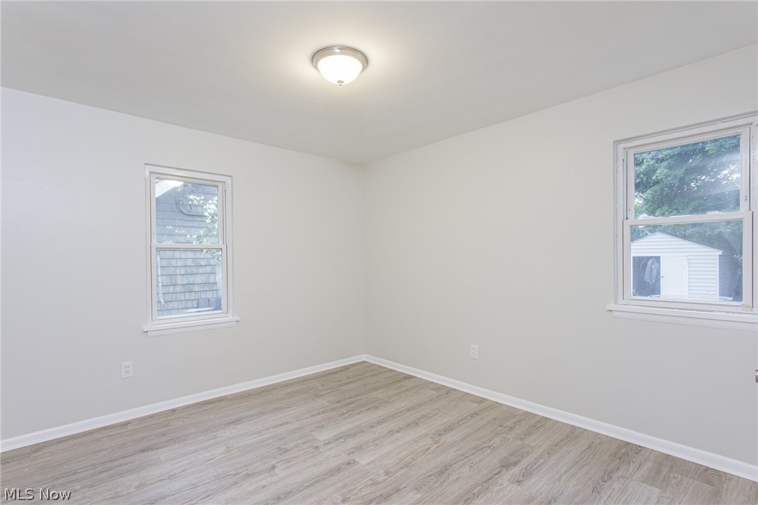 17909 Brazil Road Cleveland, OH 44119 - Photo 15 of 35 Gallery Image 15