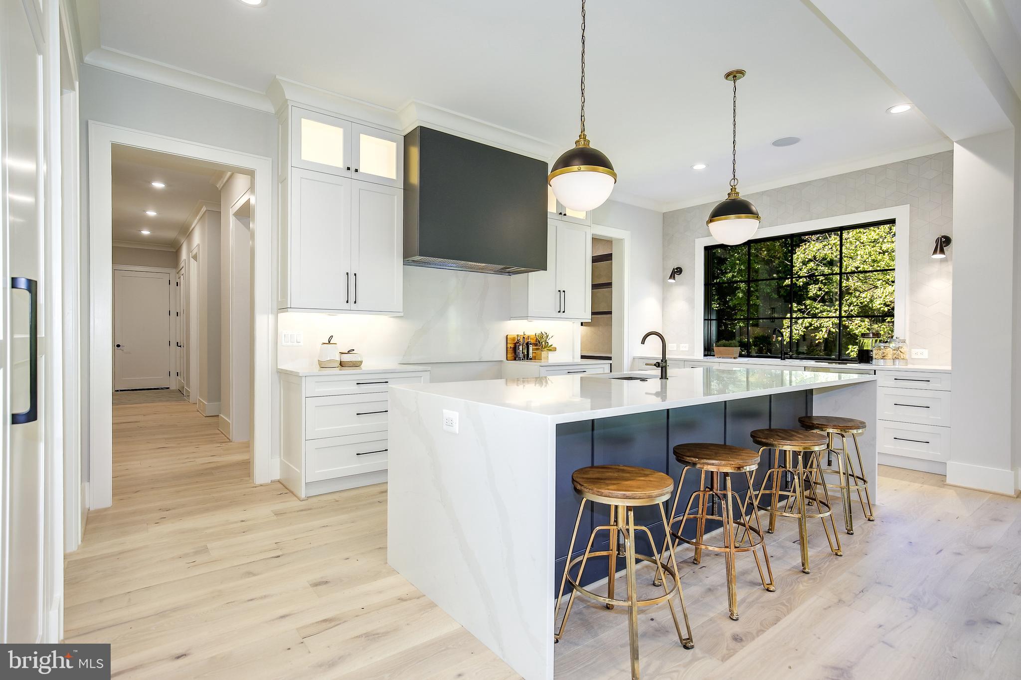 848 Saigon Road McLean, VA 22102 - Photo 9 of 110