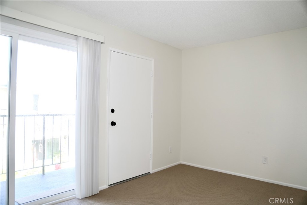16702 Blanton Lane Huntington Beach, CA 92649 - Photo 15 of 19 a small space with a window
