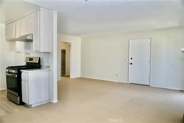 $3,000 | 16702 Blanton Lane, Huntington Beach, CA 92649