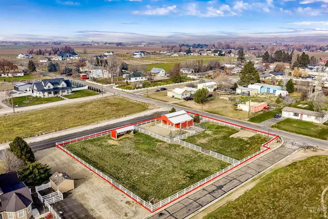 $319,900 | 1639 Shire Lane, Emmett, ID 83617