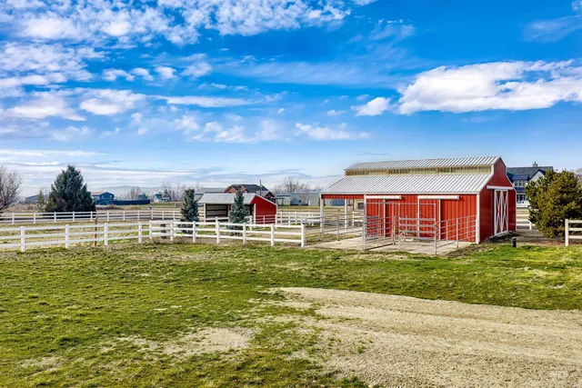 $319,900 | 1639 Shire Lane, Emmett, ID 83617