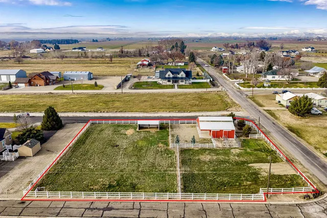 $319,900 | 1639 Shire Lane, Emmett, ID 83617