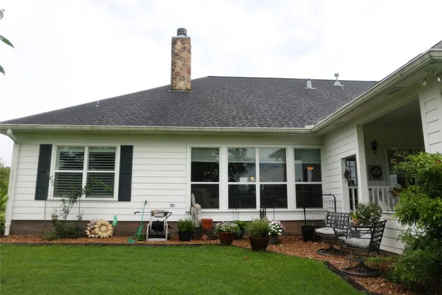 $879,000 | 9165 Meadow Creek Lane, Chappell Hill, TX 77426