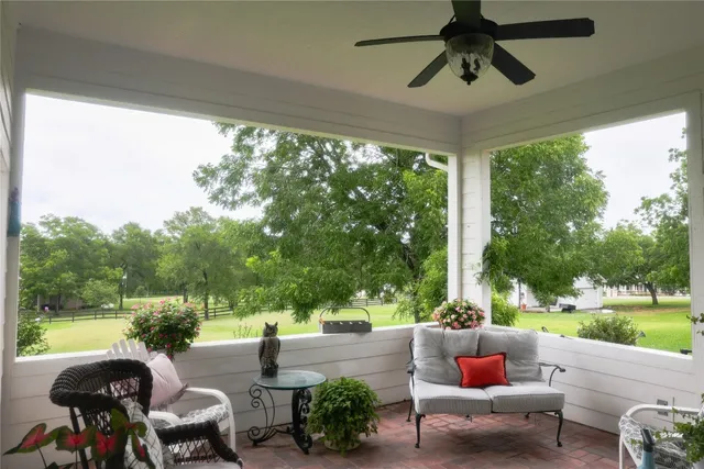 $879,000 | 9165 Meadow Creek Lane, Chappell Hill, TX 77426