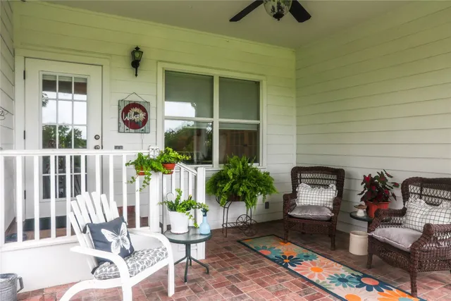 $879,000 | 9165 Meadow Creek Lane, Chappell Hill, TX 77426