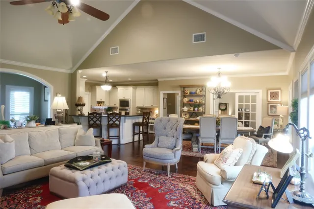 $879,000 | 9165 Meadow Creek Lane, Chappell Hill, TX 77426