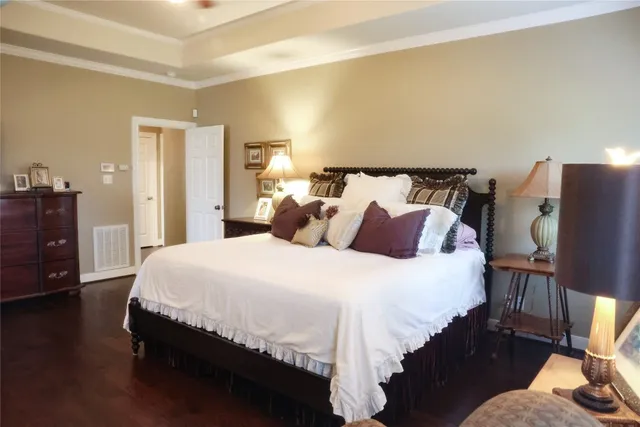 $879,000 | 9165 Meadow Creek Lane, Chappell Hill, TX 77426