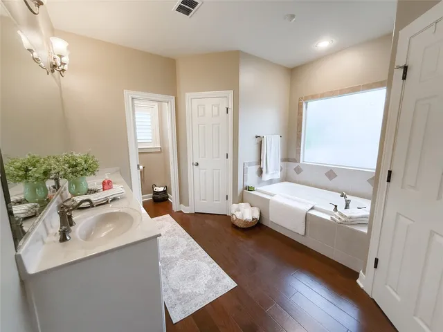 $879,000 | 9165 Meadow Creek Lane, Chappell Hill, TX 77426