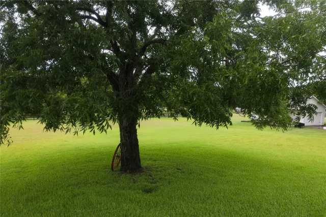 $879,000 | 9165 Meadow Creek Lane, Chappell Hill, TX 77426