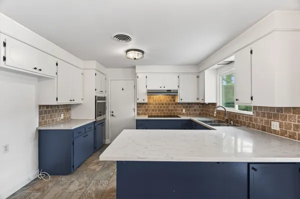 $389,000 | 4160 Travona Court, Redding, CA 96001