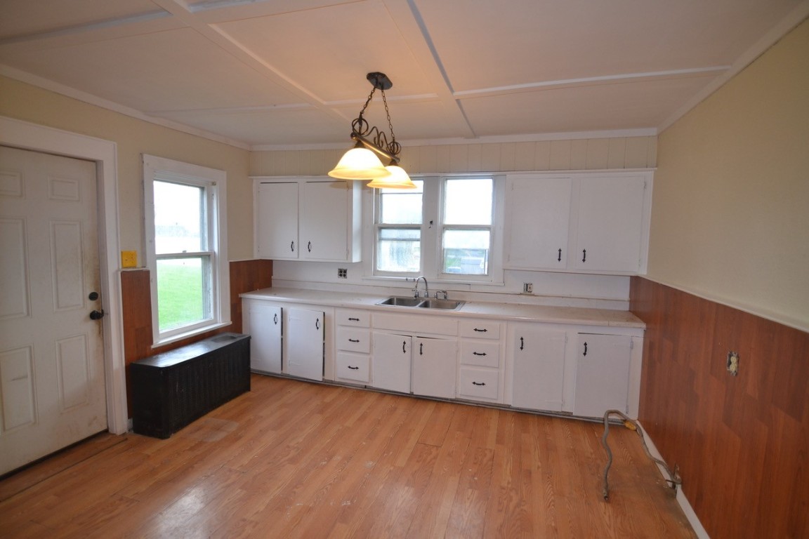 108 Hooper Road Endwell, NY 13760 - Photo 11 of 27 Gallery Image 11