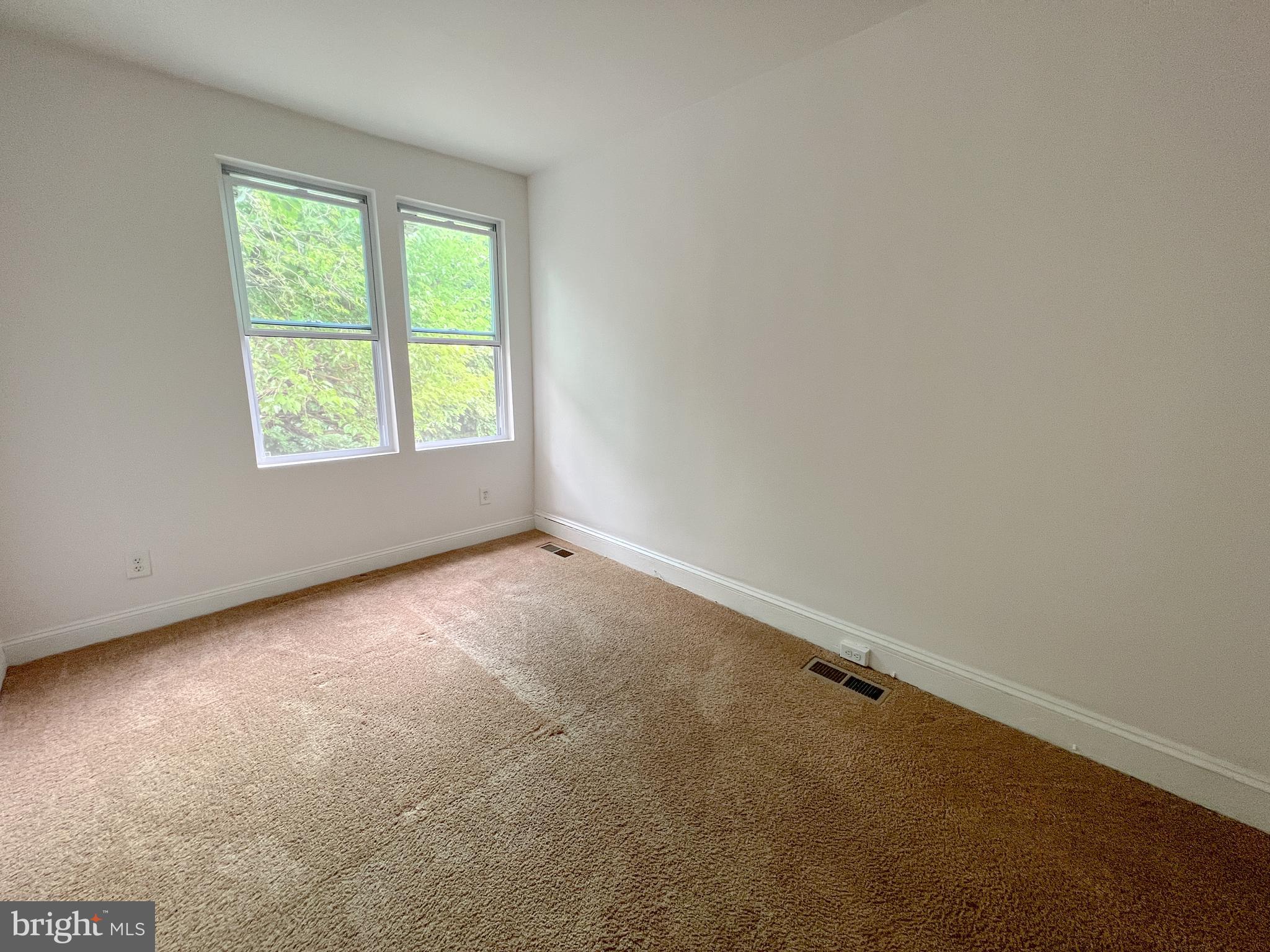 2106 Presstman Street Baltimore, MD 21217 - Photo 11 of 16