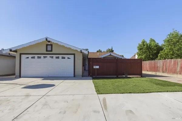 $520,000 | 231 Berryessa Drive, Vacaville, CA 95687