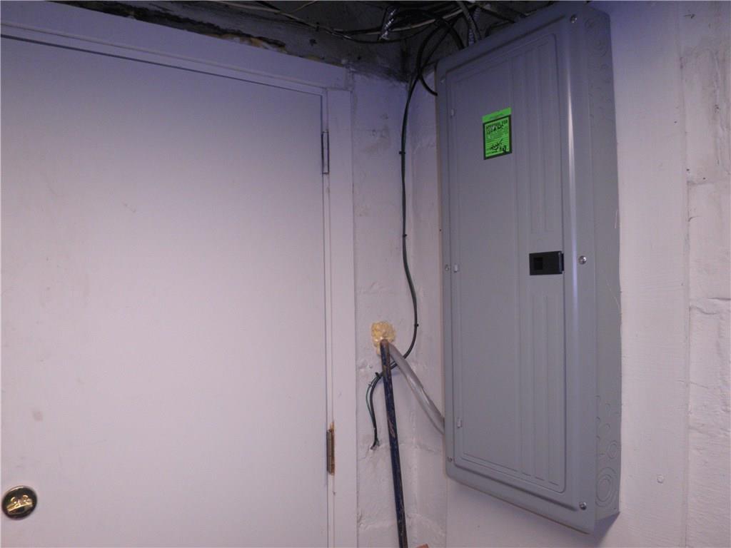 5320-5322 East Willock Road Baldwin, PA 15236 - Photo 3 of 8 Updated electric boxes on each side.